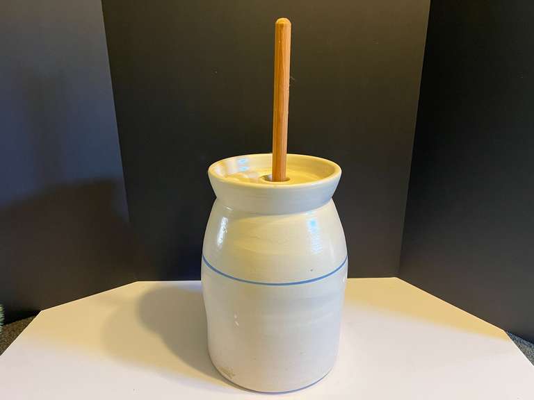 LR… Vintage stoneware butter churn, lid has been broken along the edge, see pictures for details. image