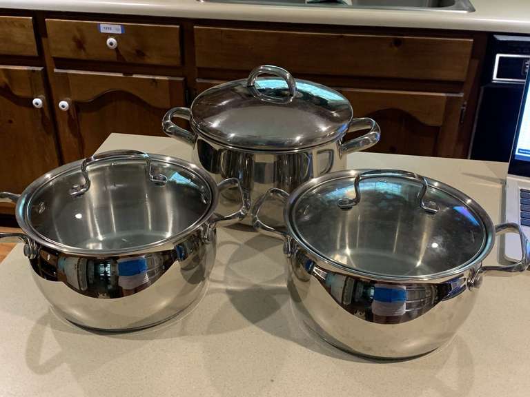 COVERED STOCKPOT BY TOOLS OF THE TRADE & TWO 3/4 COVERED STOCK POTS BY BELIQUE - KITCHEN image