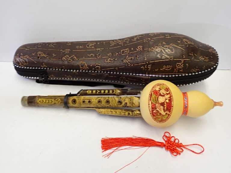 Chinese Hulusi Flute Wind Instrument with Case image