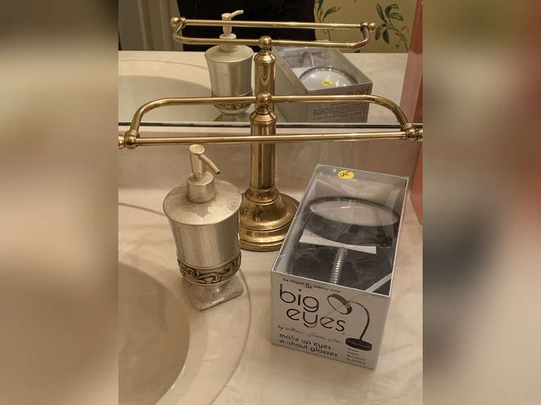 NEW SMALL MAKEUP MIRROR, SOAP DISPENSER & TOWEL HOLDER - UP MASTER BATH image