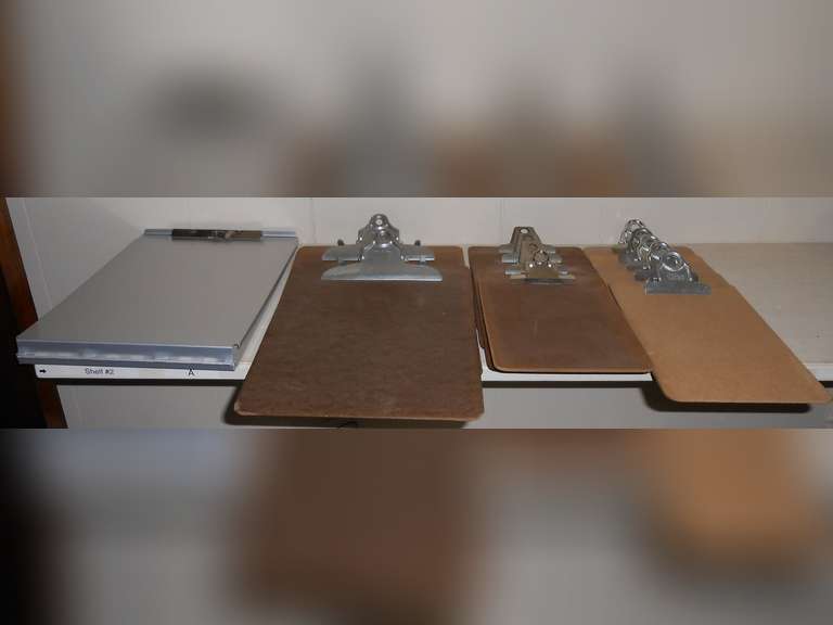 QTY OF CLIPBOARDS - ROOM 19, SHELF 2A image