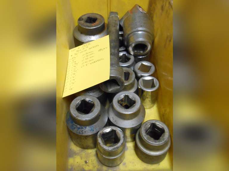 MISC 3/4" DRIVE SOCKETS, ETC (18) PCS image