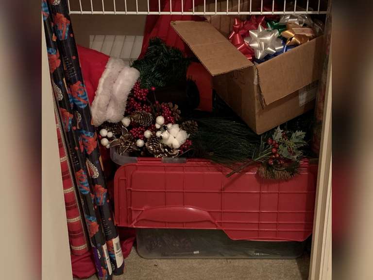SHELF LOT OF MISC CHRISTMAS GREENERY, PAPER, BOWS & MORE - UP HALL CLOSET image