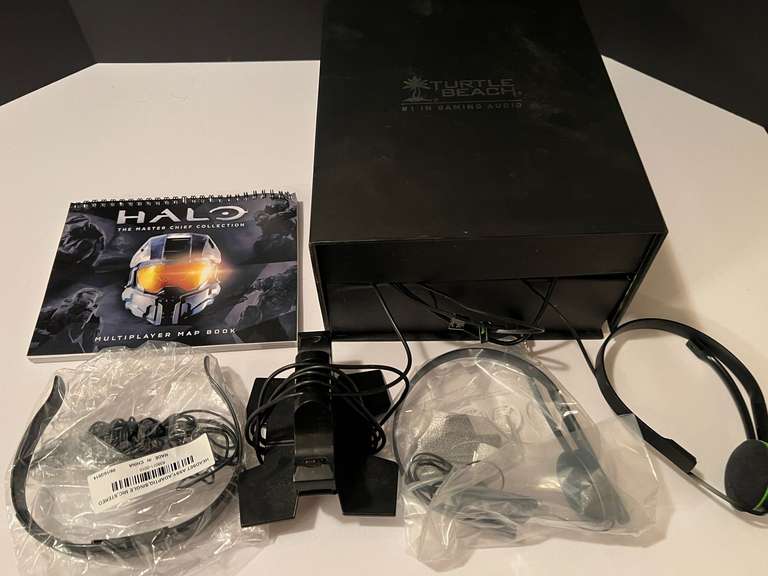 BR2… Xbox one chat headsets, and more. Working condition unknown, see pictures for details. image