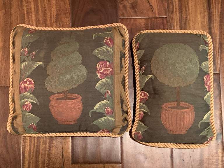 2 WOVEN DECORATIVE THROW PILLOWS 11" X 12" & 11 1/2" X 8" - DEN image
