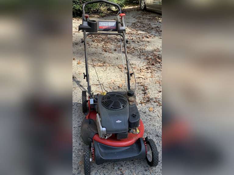 SNAPPER EX SPEED PUSH MOWER - BRIGGS & STRATTON ENGINE, SELF PROPELLED 190CC - GARAGE image