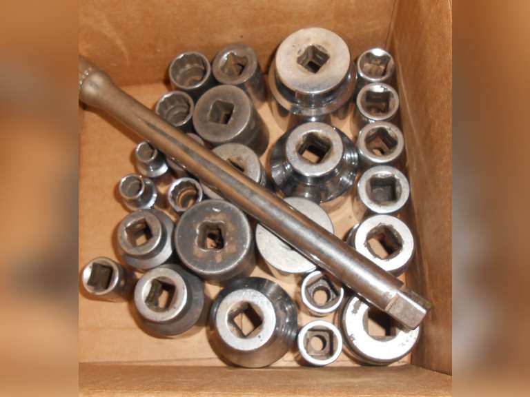1/2" DRIVE SOCKETS & ETC (26) PCS image