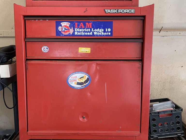 RED TASK FORCE 2 DRAWER TOOL BOX W/ CONTENTS 26 1/2" WIDE X 27 3/4" TALL X 14 1/4" DEEP - GARAGE image