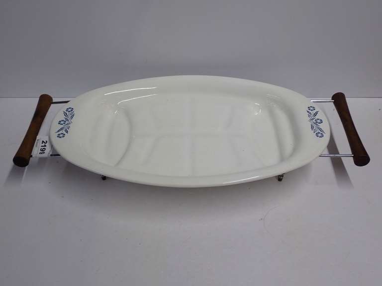 Corning Ware P-19 Platter with Serving Stand image