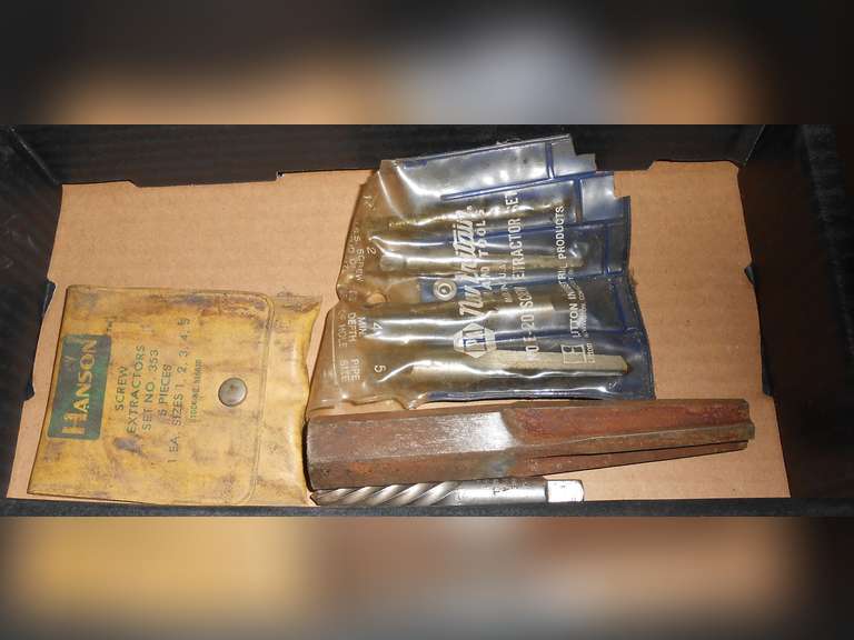(11) ASSORTED SCREW/BOLT EXTRACTORS image