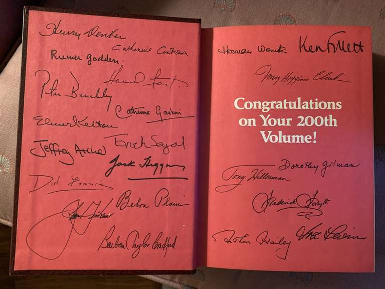 1992 FIRST EDITION READER'S DIGEST AUTOGRAPHED BY 22 AUTHORS (SEE PICS) - LIVING ROOM image