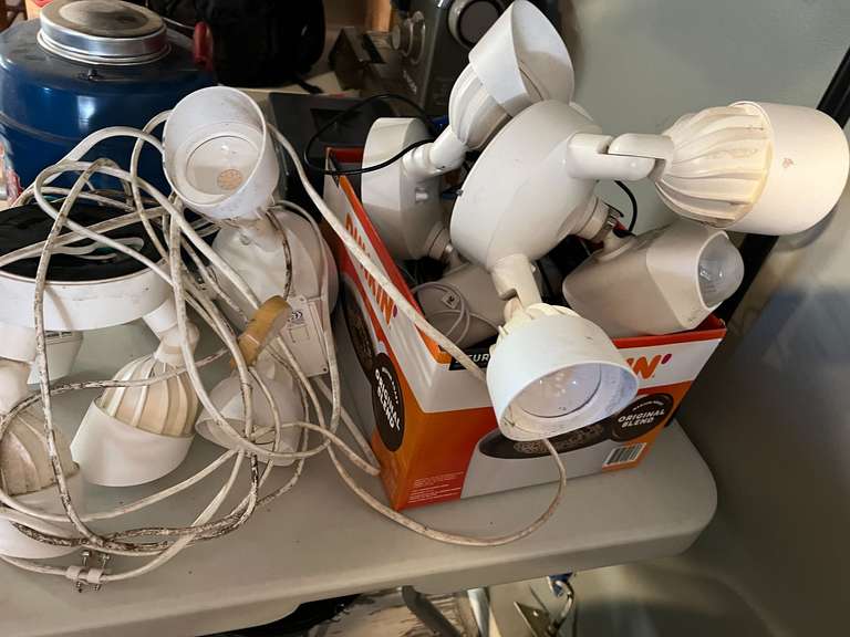 DEN… Ring security cameras, working condition unknown, see pictures for details. image