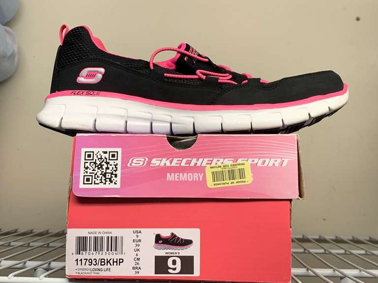 NEW SKECHERS BLACK & HOT PINK SLIP ONS TENNIS SHOES SIZE 9M - UP MASTER CLOSET 2 image