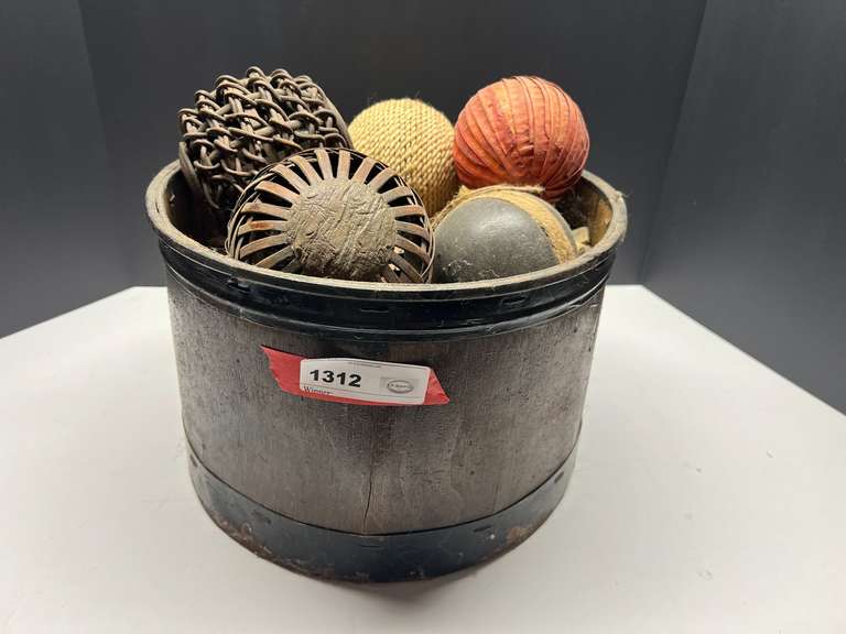 DEN… Vintage pantry box with content, see pictures for details. image