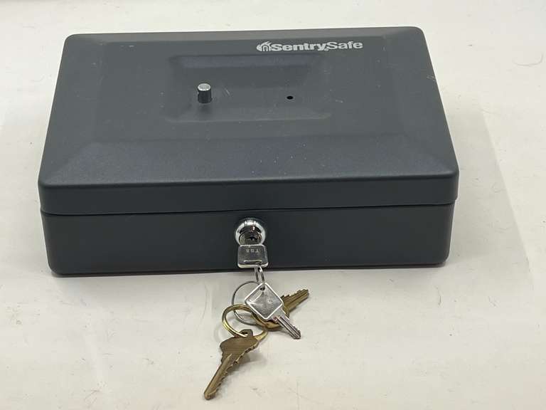DEN…Sentry safe lockbox with key, handle is missing, see pictures for details. image