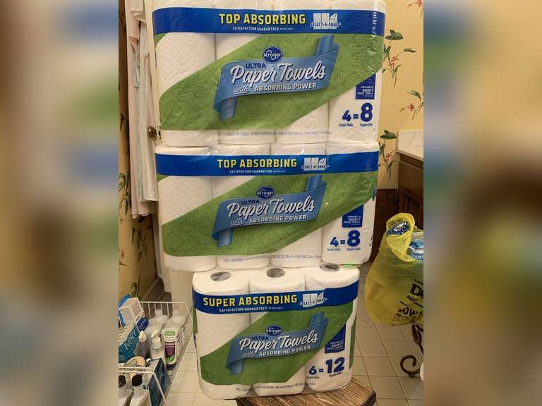 14 DOUBLE ROLLS OF PAPER TOWELS - UP MASTER BATH image