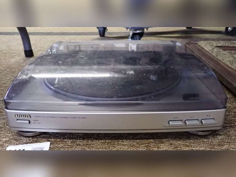 Aiwa PX-E860 Stereo Turntable System image
