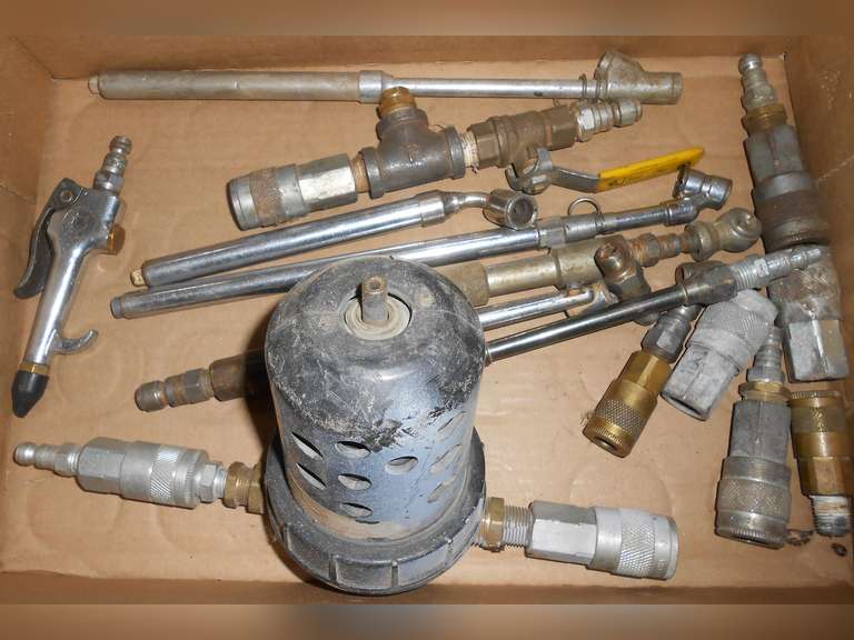 MISC AIR COUPLINGS, NOZZLES, TIRE PRESSURE GAUGES image