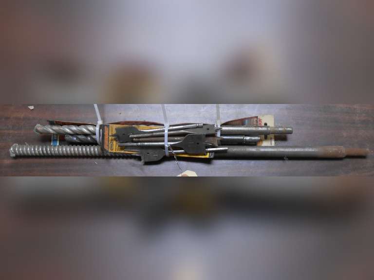 ASSORTED CONCRETE & WOOD DRILL BITS image