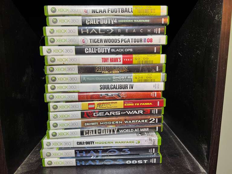 BR2… Xbox 360 games, approximately 17 games, see pictures for details. image