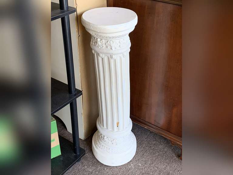 PLASTER COLUMN PEDESTAL 28" TALL X 9" ROUND image
