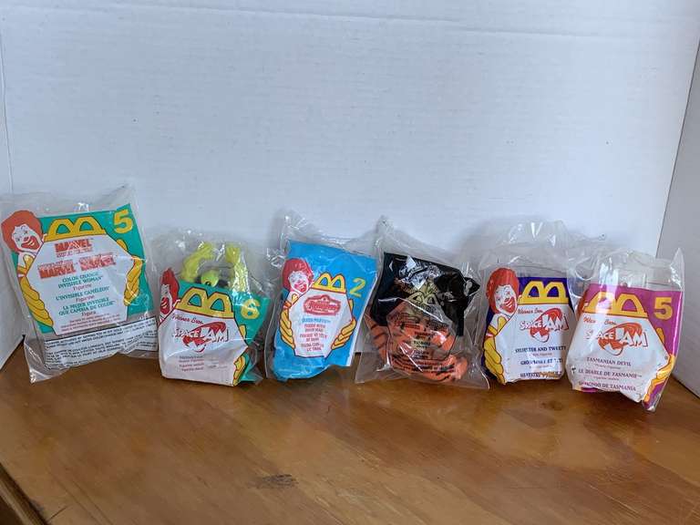 6 VINTAGE MCDONALD'S COLLECTABLE TOYS image