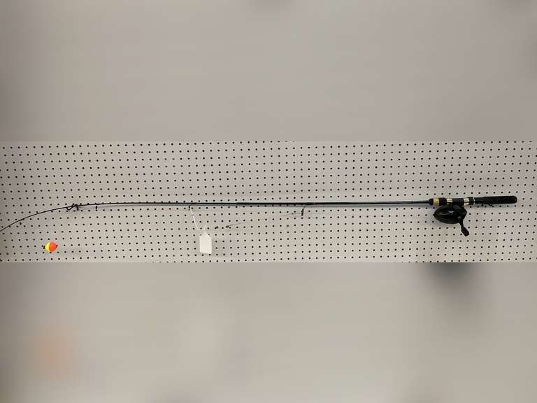 South Bend Black Beauty fishing rod with a Zebco Bullet 38 closed reel, see pictures for details. image