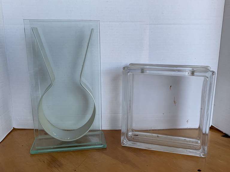 AUTHENTIC MOMA SQUARE RIBBON VASE 11" TALL X 6" WIDE & 7 1/2" SQUARE GLASS BLOCK image