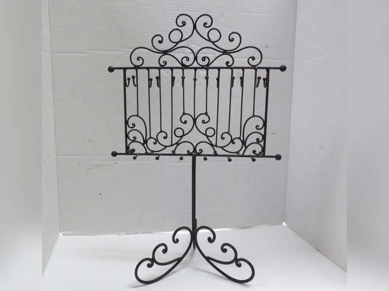 TABLETOP METAL JEWELRY HOLDER image