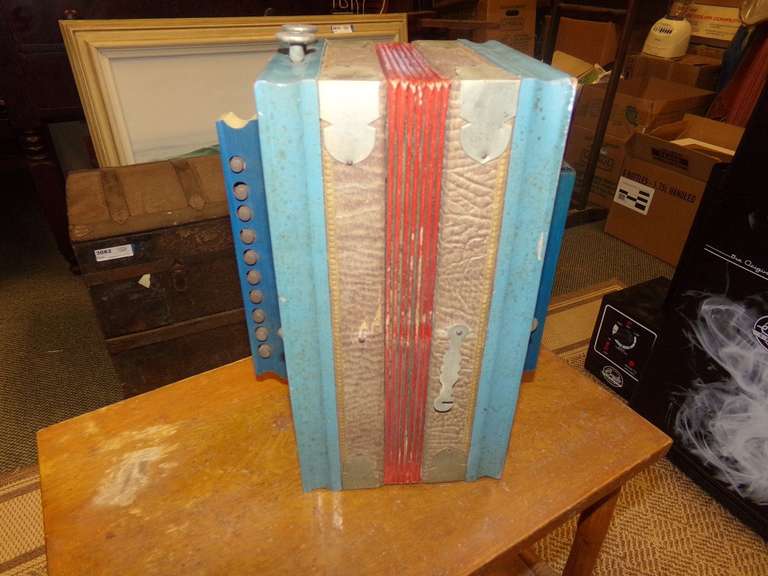 VINTAGE BUTTON ACCORDION image