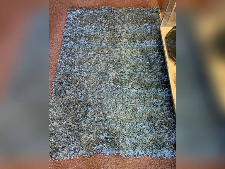 TURQUOISE SHAG RUG 27" X 44" image