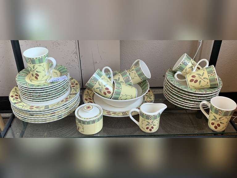 35 PIECE SET SANGO DINNERWARE "MESA" image