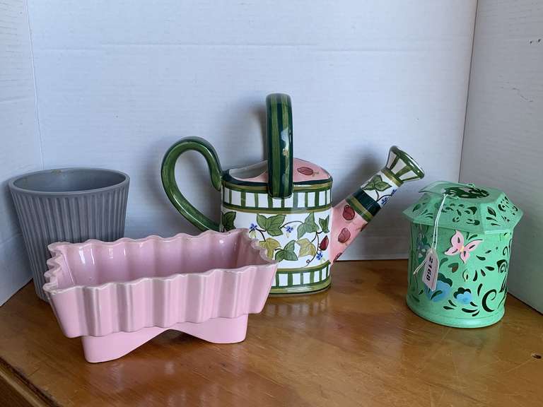 LOT TO INCLUDE LENOX CERAMIC WATERING CAN, FLOWERS POTS & MORE image