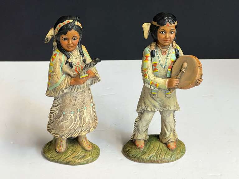 Ceramic Native American figurines, set of two, see pictures for details. image
