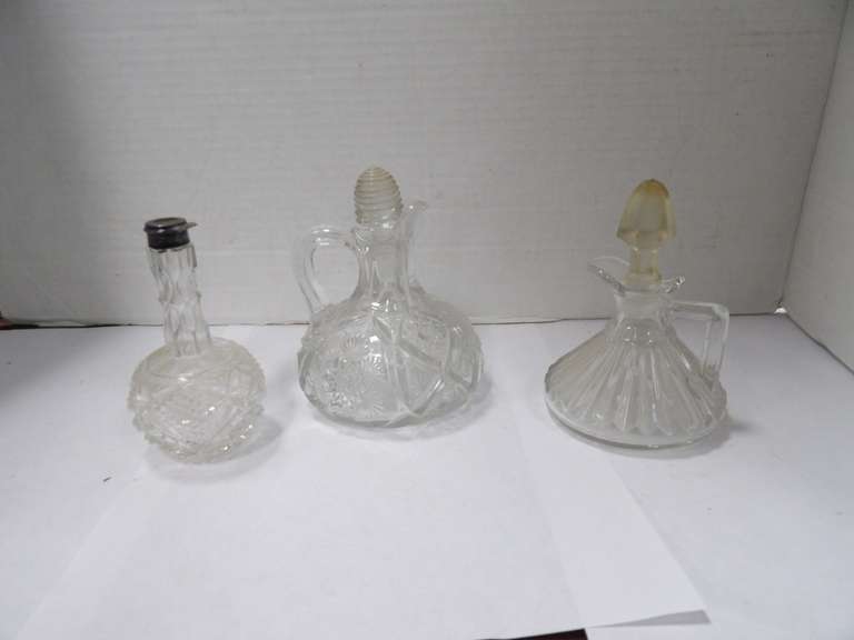LOT OF THREE VINTAGE GLASS CRUETS image