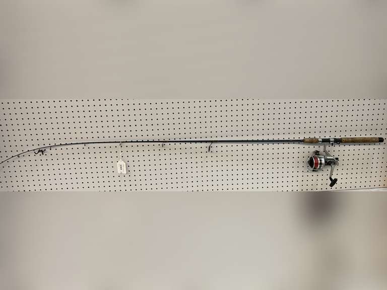 Berkeley Bionix fishing rod with Penn 104 open reel, see pictures for details. image