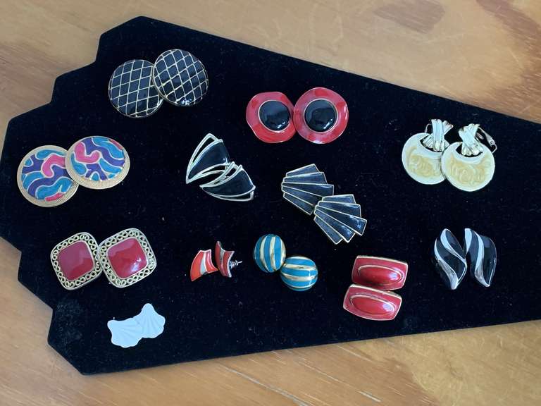 12 PAIR VINTAGE ENAMEL EARRINGS - CHECKOUT image