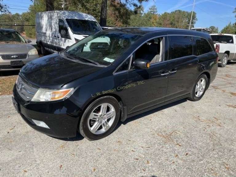 2012 Honda Odyssey Mini-Van Touring V6, 3.5 image