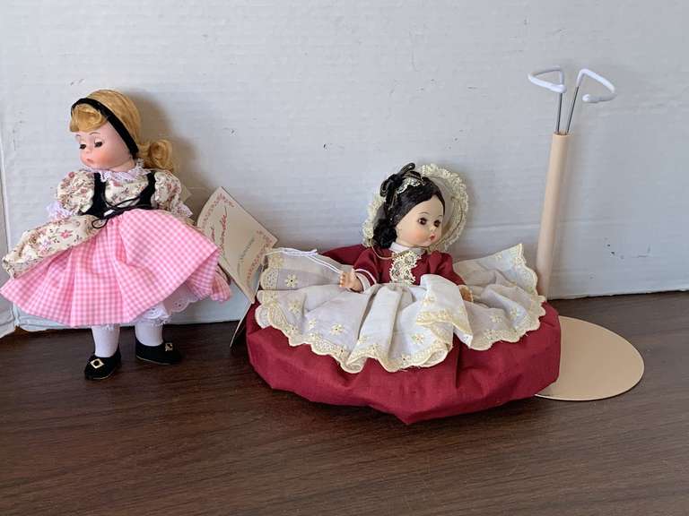 2 VINTAGE MADAME ALEXANDER DOLLS 8" TALL - GOLDILOCKS & MARME (NEEDS REPAIR) & 1 DOLL STAND image