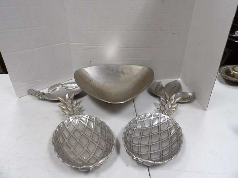 TWO PINEAPPLE BOWLS, PLUS OTHER BOWLS image