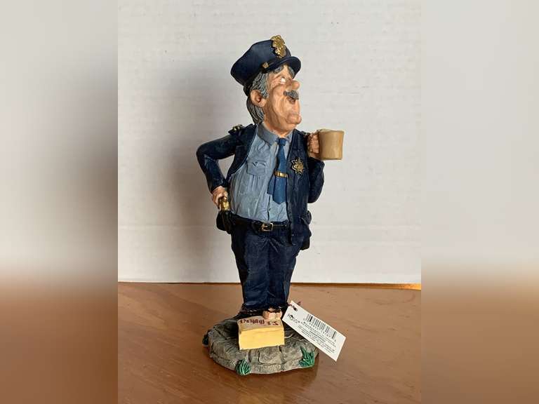 VINTAGE DOUG HARRIS COLLECTION "DONUT PATROL" 7 3/4" TALL W/ BOX image
