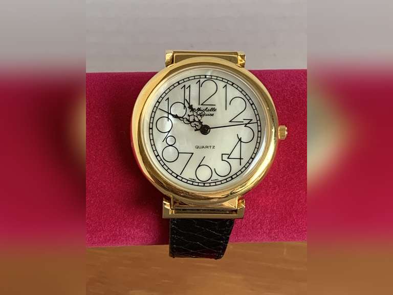 VINTAGE LADIES MICHELLE LOUISE WATCH - GOLD TONE BLACK BAN & LARGE NUMBERS - CHECKOUT image