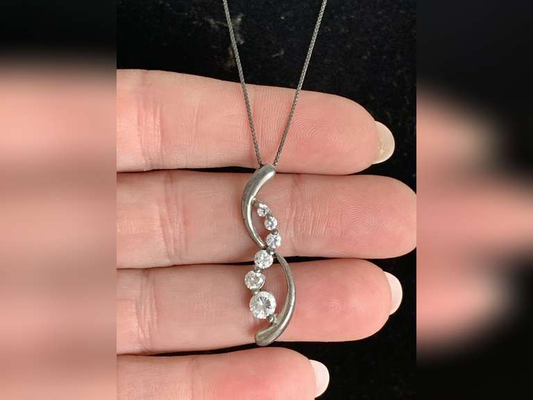 STERLING SILVER CZ INTERTWINED PENDANT NECKLACE 18" LONG image