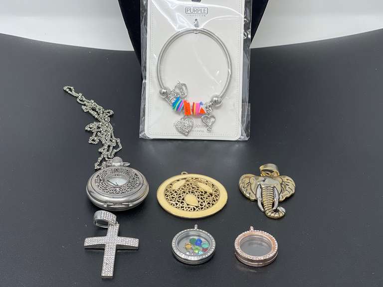 Ladies fashion estate jewelry to include a beaded bracelet, pendants, pocket watch necklace, and more. See pictures for details. image