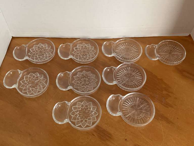 9 VINTAGE GLASS ASHTRAYS image