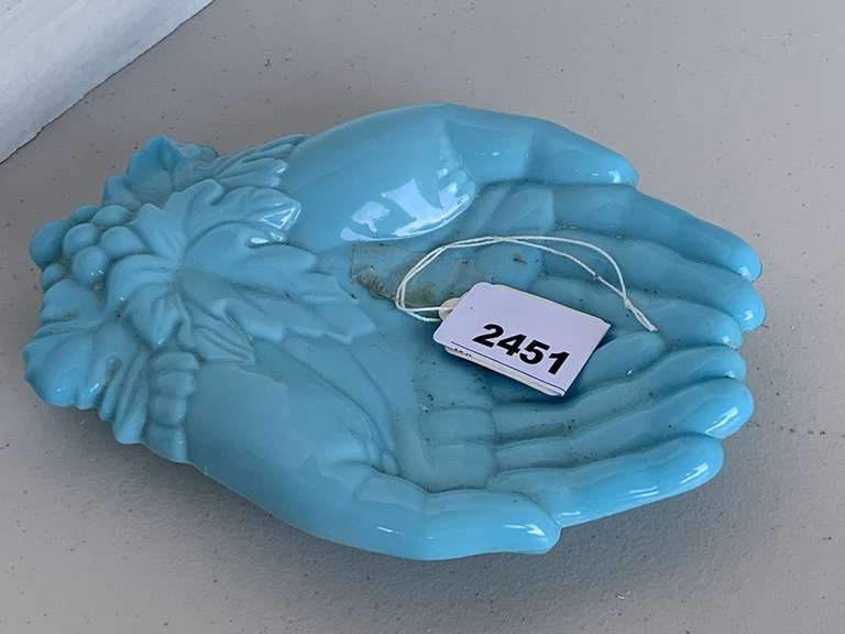 VINTAGE TURQUOISE BLUE MILK GLASS HANDS DISH 6" WIDE X 8" LONG image