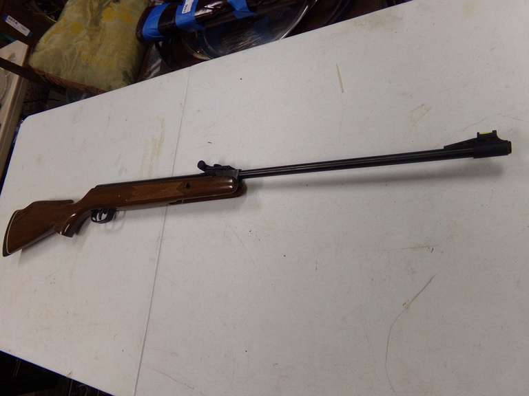 CROSSMAN SIERRA PR0H AIR PELLET GUN .177 CALIBER MODEL NUMBER CW1K77XKT image