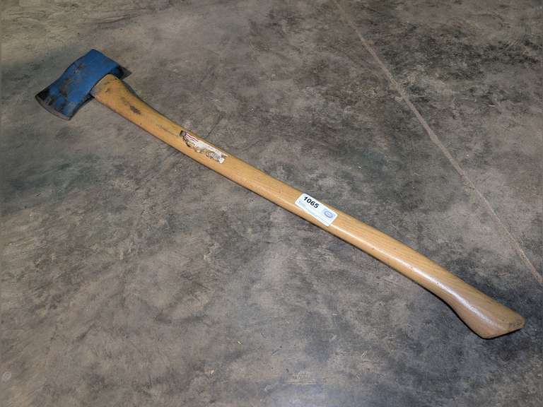 LONG HANDLE AX image