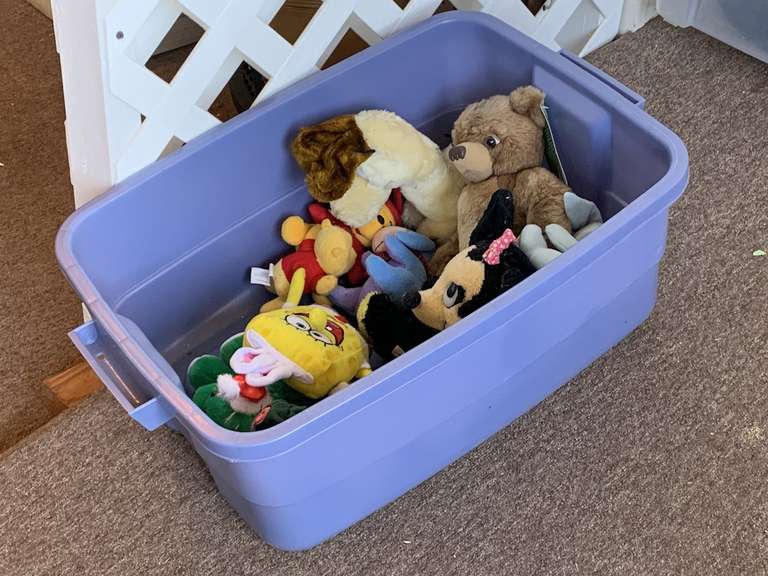 TOTE WITH MISC COLLECTIBLE PLUSH ANIMALS image