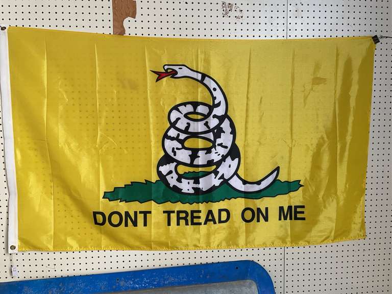 DONT TREAD ON ME FLAG image